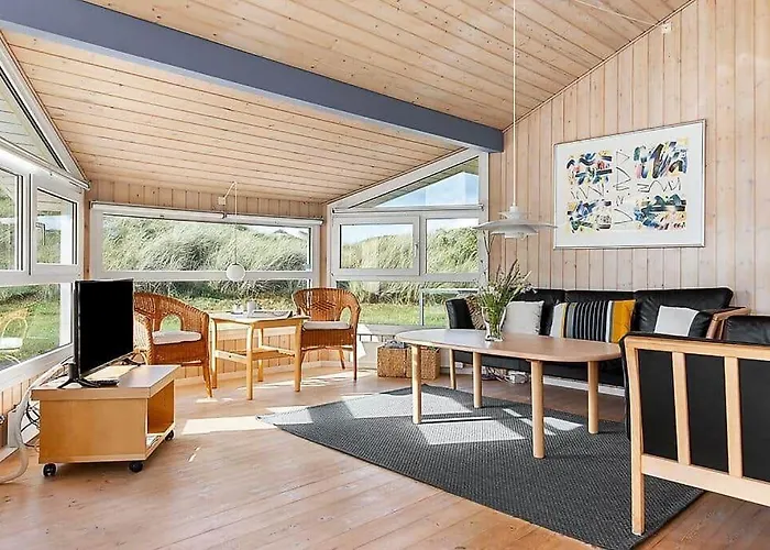 Bl1661-saltum-klitrosevej-11 *