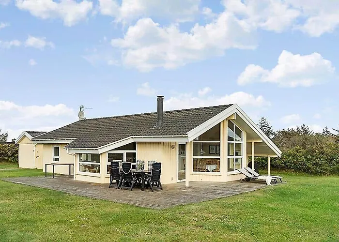 Bl1661-saltum-klitrosevej-11 *